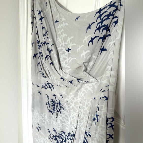 BCBG Dress, One Shoulder Size 12 EUC - Picture 2 of 7